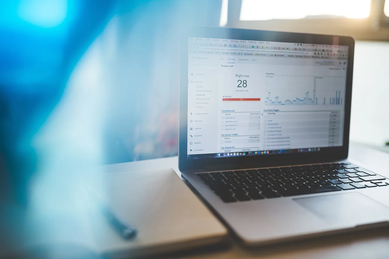 analytics, charts, graphs, traffic, marketing, internet, web, macbook, laptop, computer, technology, blue computer, blue technology, blue laptop, blue marketing, blue internet, blue web, charts, graphs, marketing, marketing, marketing, marketing, marketing, web. Marketing analytics career path: the technical ladder