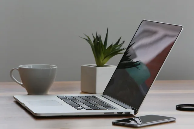 macbook, laptop, computer, technology, iphone, mobile, cup, plant, desk, office, business, gray business, gray computer, gray office, gray technology, gray laptop, gray mobile, gray plant, nature, gray desk, gray company, gray iphone, gray plants, gray cup. SEO resume tips for picking a track and writing bullets that survive questions