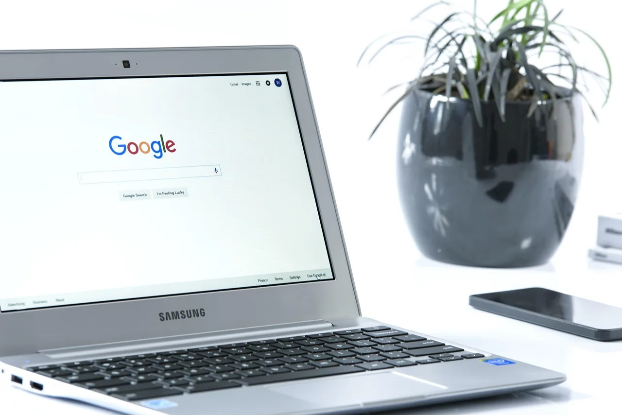 internet search engine, laptop, netbook, notebook, samsung, software, chromebook, computer specialist, pretty, internet network, modern, computer, manager's desk, corporation, google, business, media, communication, metal, finances, positioning, seo, globalization, president, boss, prestige, ultrabook, cloudbook, telephone, smartphone, silver, internet, software, chromebook, chromebook, google, google, google, google, seo, seo, seo, seo, seo. SEO salary benchmarks, contract rates and what moves pay