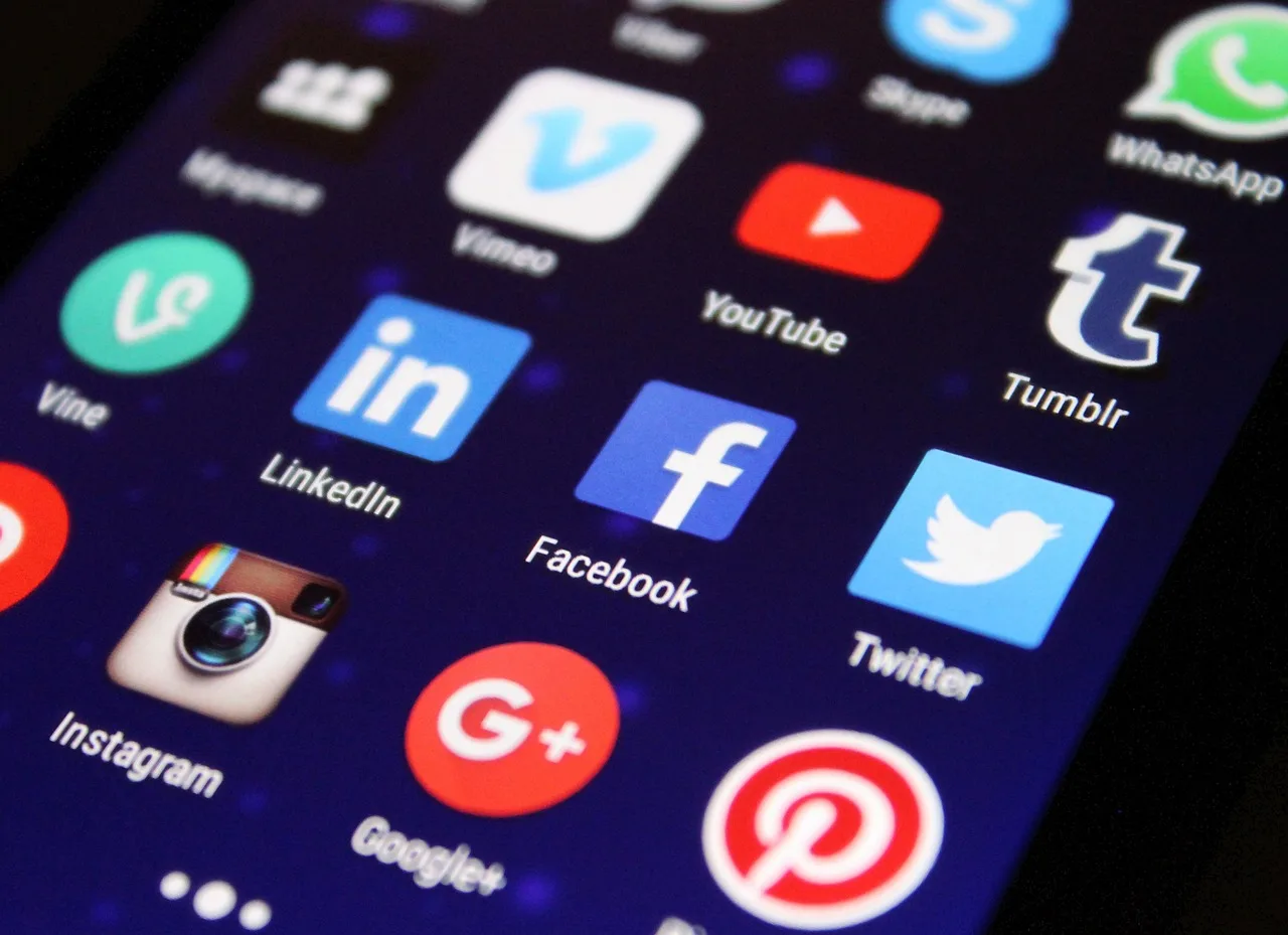 media, social media, apps, social network, facebook, symbols, digital, twitter, network, social networking, icon, communication, www, internet, networking, button, social, social media, social media, social media, social media, social media. Social Media Roles and Responsibilities: Crisis Handoffs